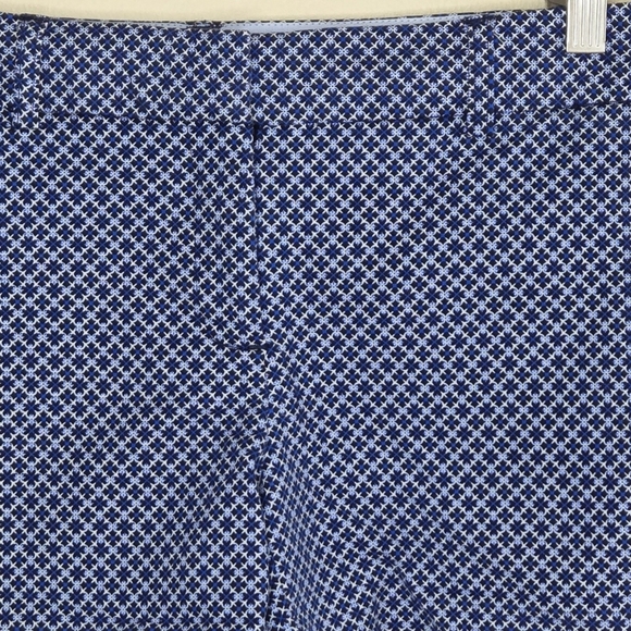 Cynthia Rowley | Blue Print 3.5" Inseam Shorts Size 4 - Picture 2 of 4